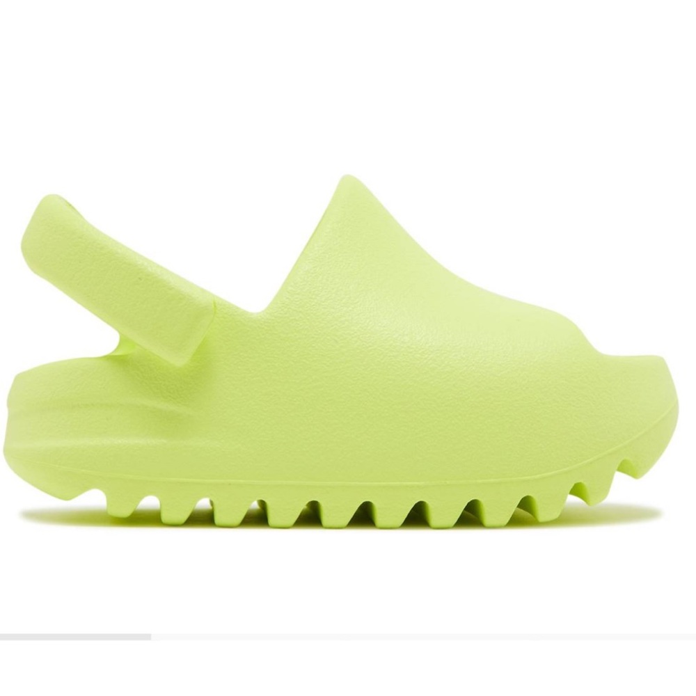 Yeezy Infant size 6 Glow Green Slides